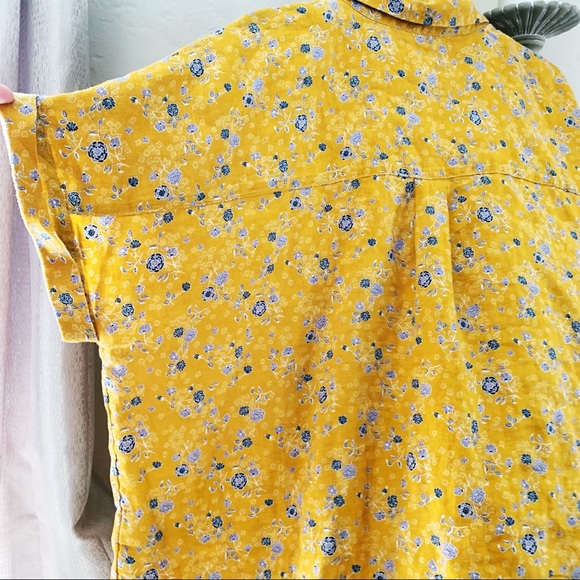 Rachel Zoe // Linen Button Down // Yellow - Picture 3 of 5